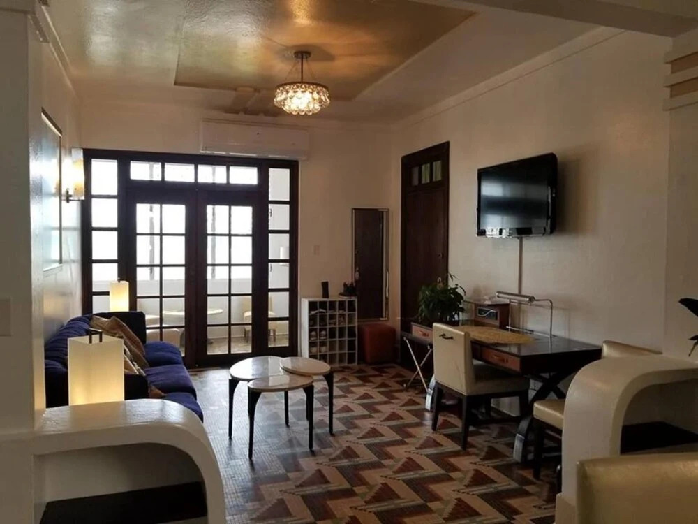 Luxury 2 Br. Art Deco Home