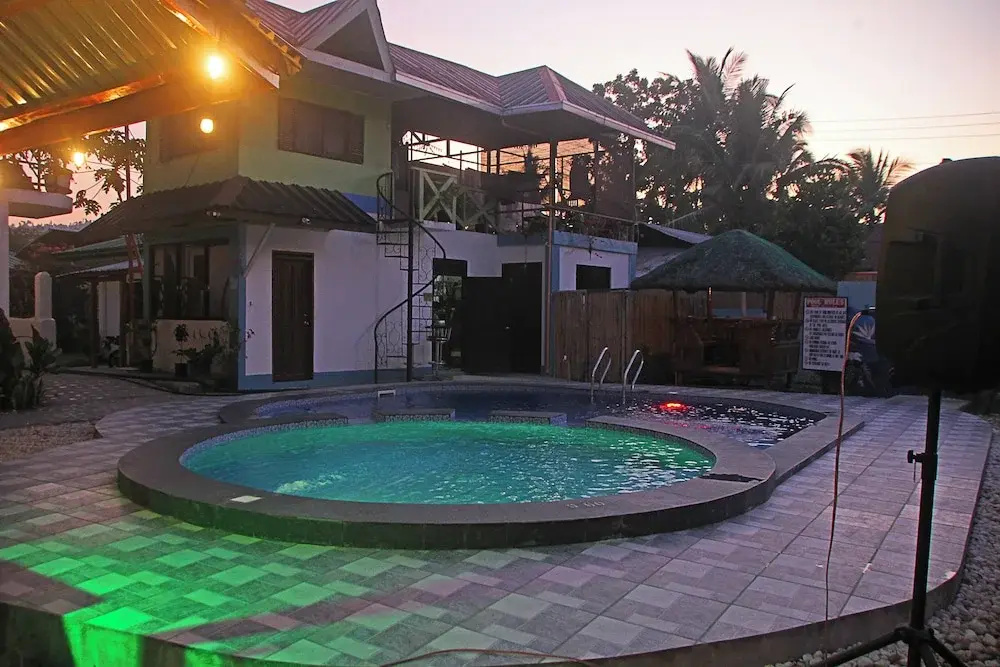 Hotel Oasis Port Barton