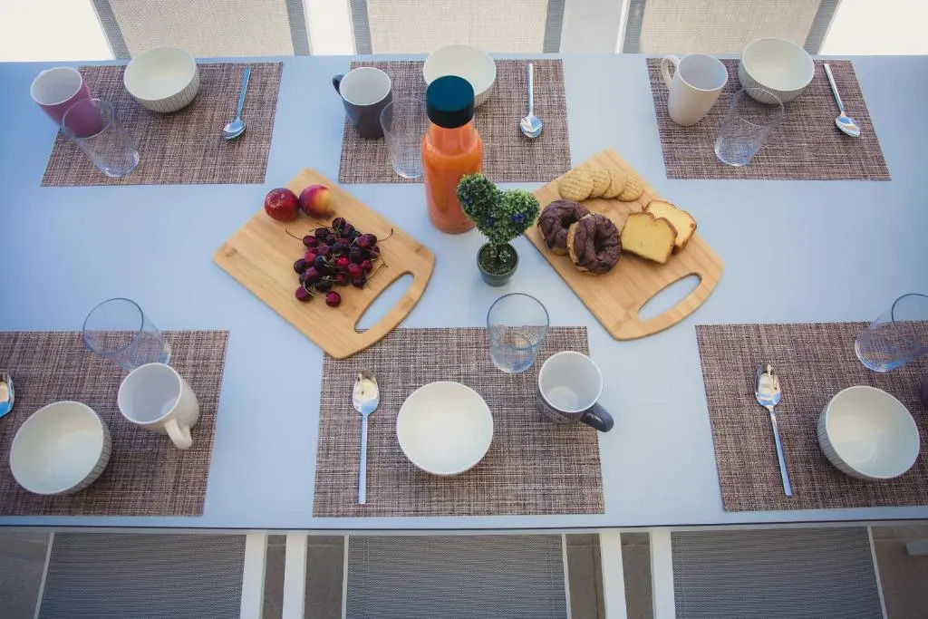 StarLight Villa Guro - 4BD, 4BA, 4min to beach