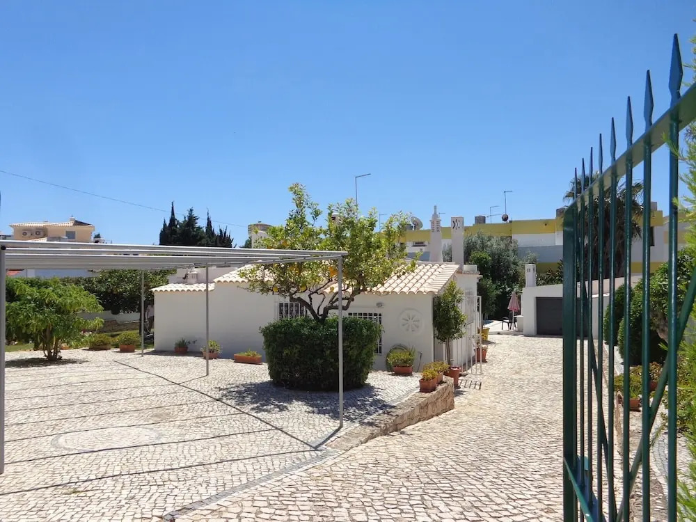 Strip - Private Pool - 12 Guests - Albufeira