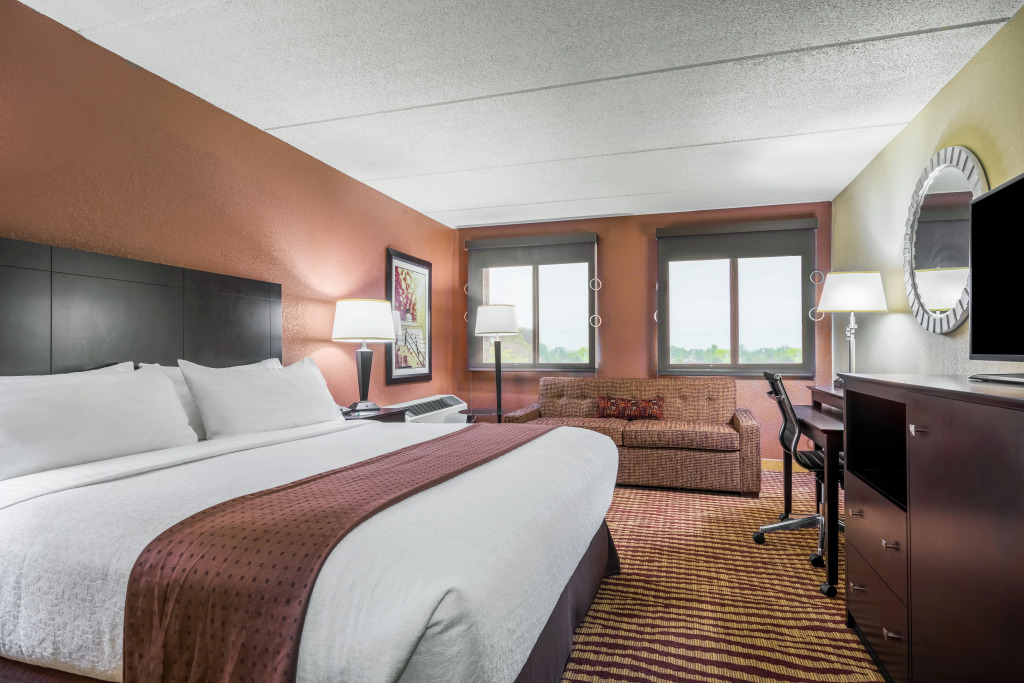 Holiday Inn Manitowoc by IHG