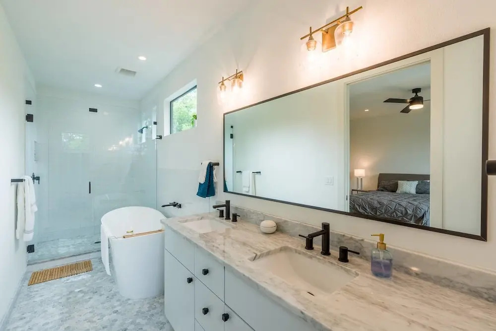 Brand NEW Austin Abode 2 bd 2.5 ba!