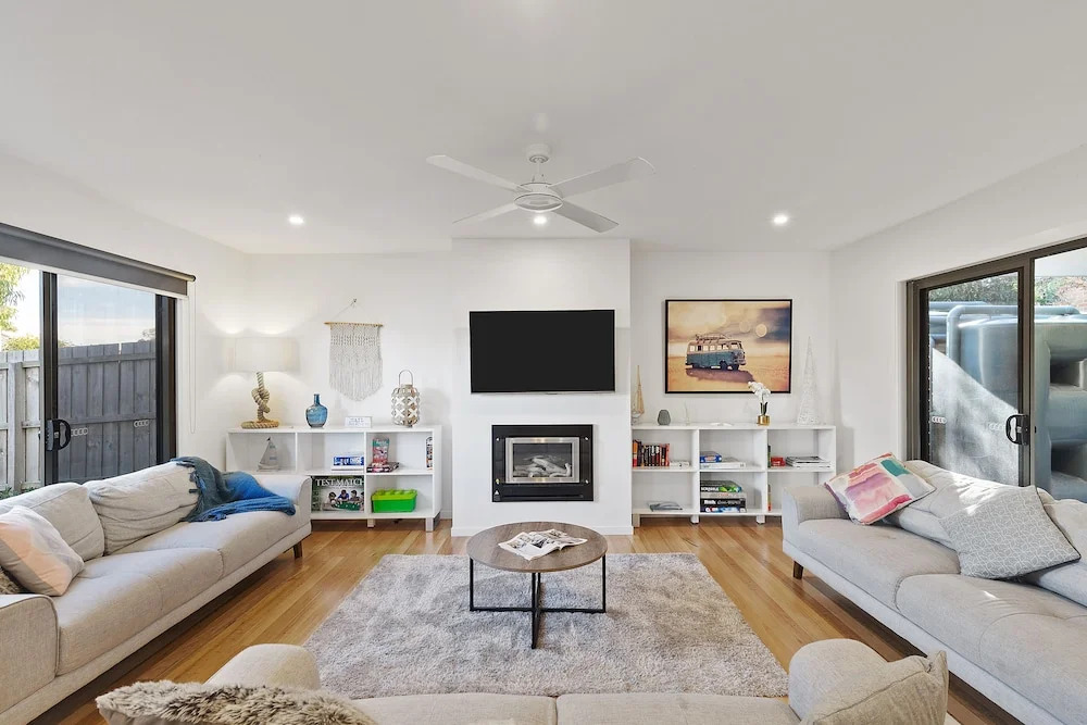 TORQUAY Family Home Close to Beach & Shops