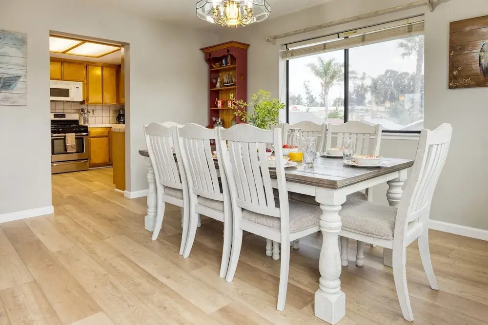 Mendel Manor by Avantstay Walk to Beach Large Deck Patio