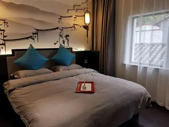 Gong Xili Qingdu Hotel