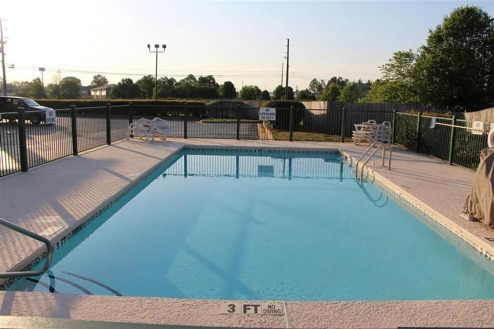 Baymont by Wyndham Commerce GA Near Tanger Outlets Mall