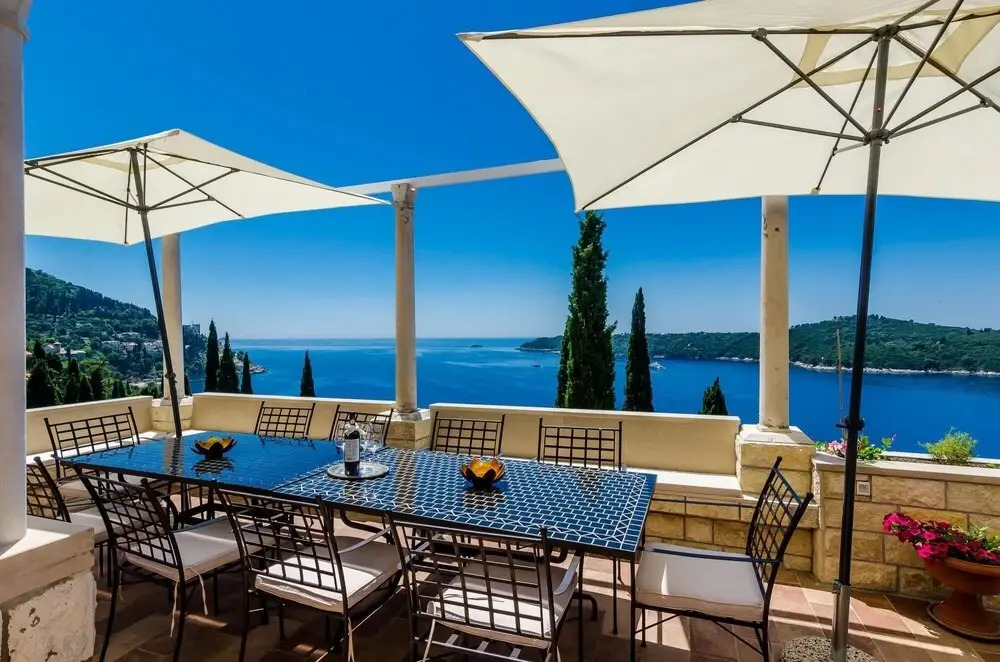 Villa Adrian - Six Bedroom Villa With Swimming Pool and Sea View ID Direct Booker 3663
