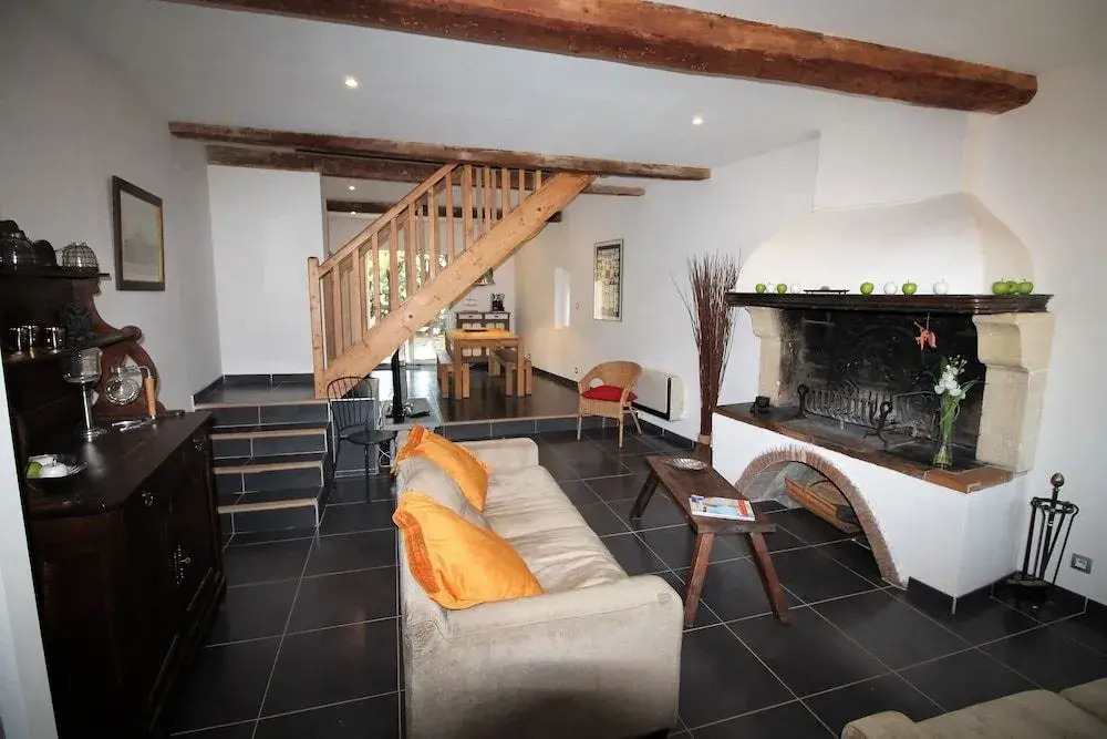 Mas Du Domaine De Montcalm B And B And Gites