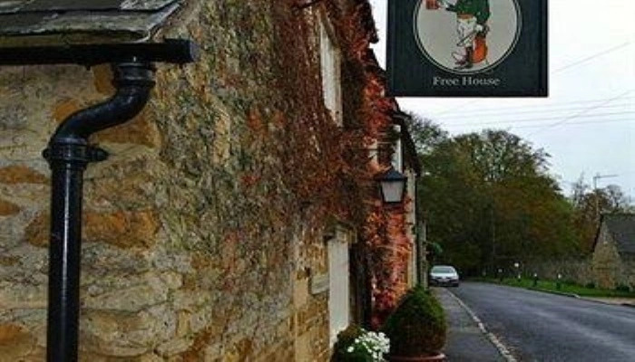 The Fox inn at Oddington