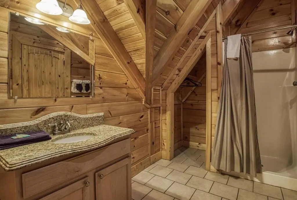 Serenity Mountain Pool Lodge