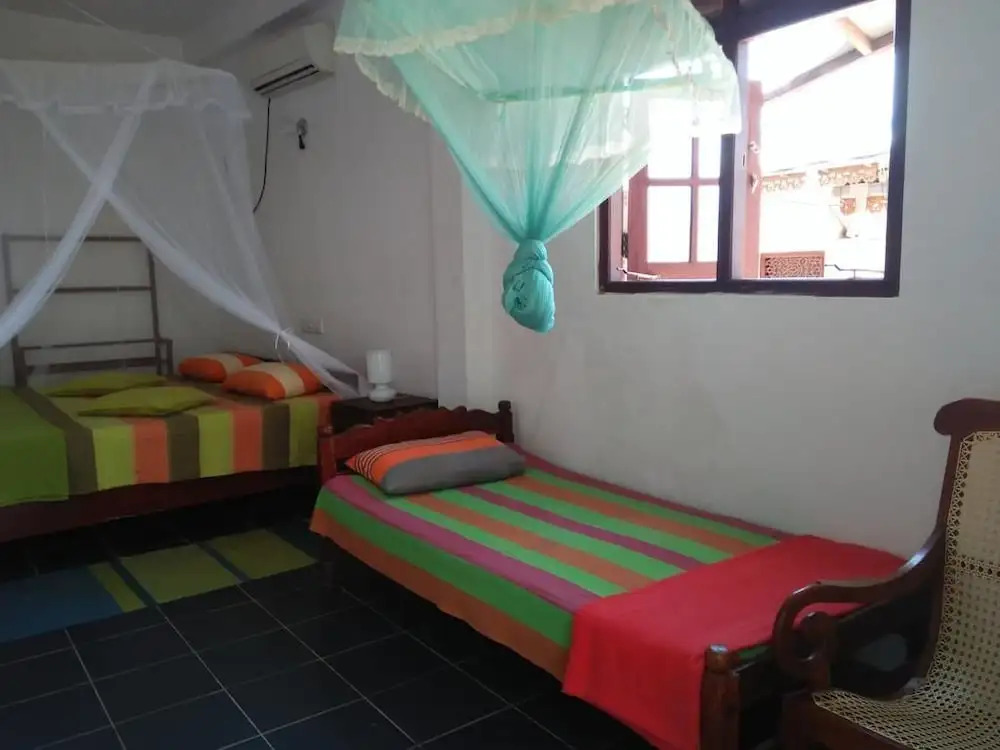 Yoho Hotel Samans