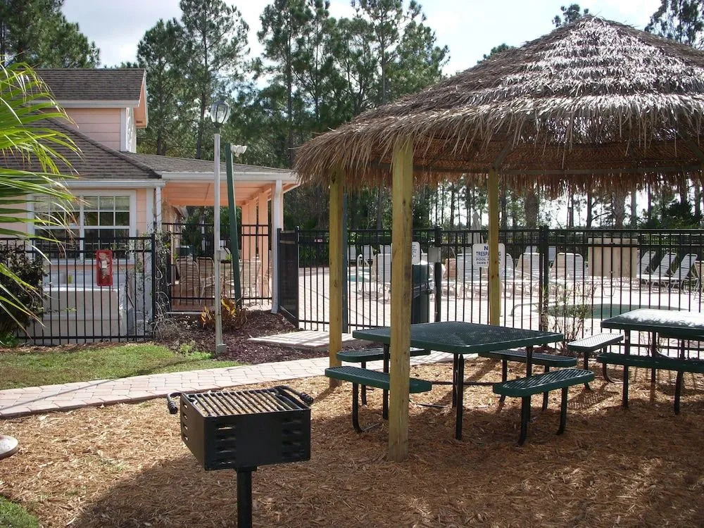 Florida Deluxe Villas, Condos, & Homes