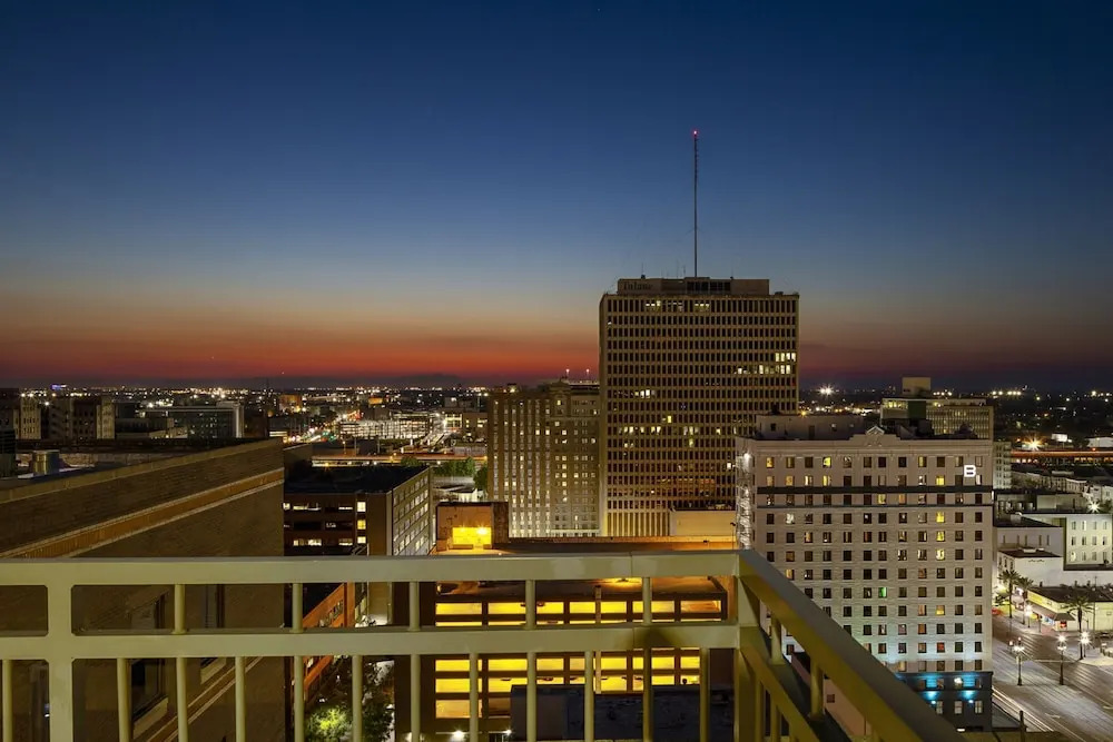 The Marquee, Ascend Hotel Collection