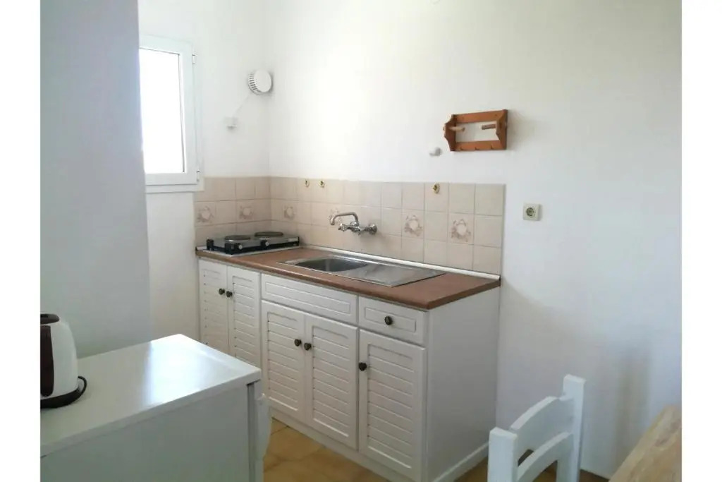 Livadia Seaside Studios 7