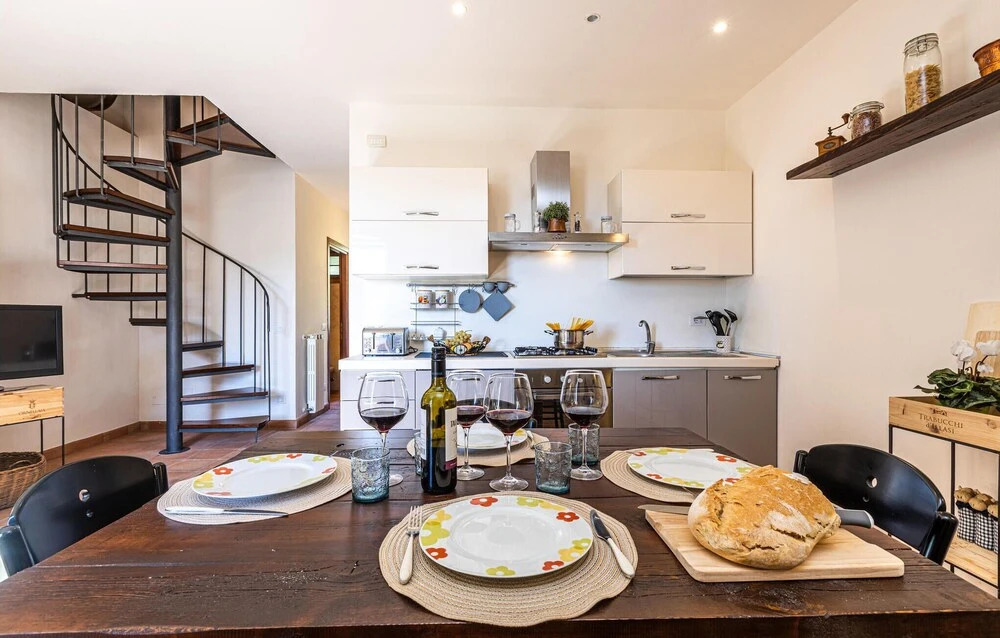 Awesome Apartment in Corsanico-bargecchia With Wifi, 2 Bedrooms and Outdoor Swimming Pool