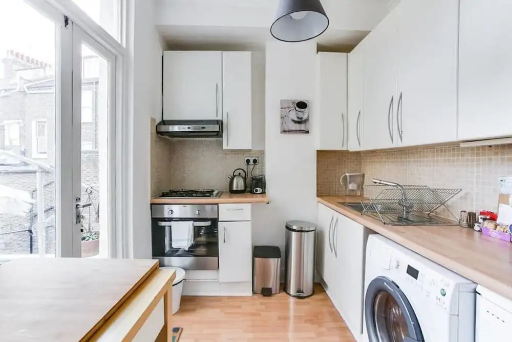 Sunny & Stylish 2bed Duplex in Maida Vale