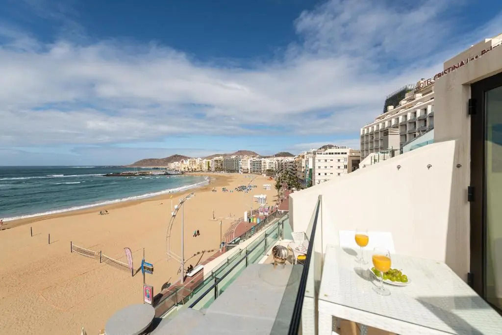 Beachfront Home Las Canteras 4 - Sea Views Terrace