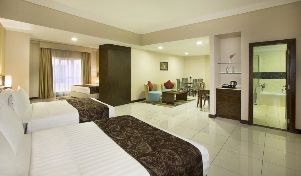Gateway Hotel