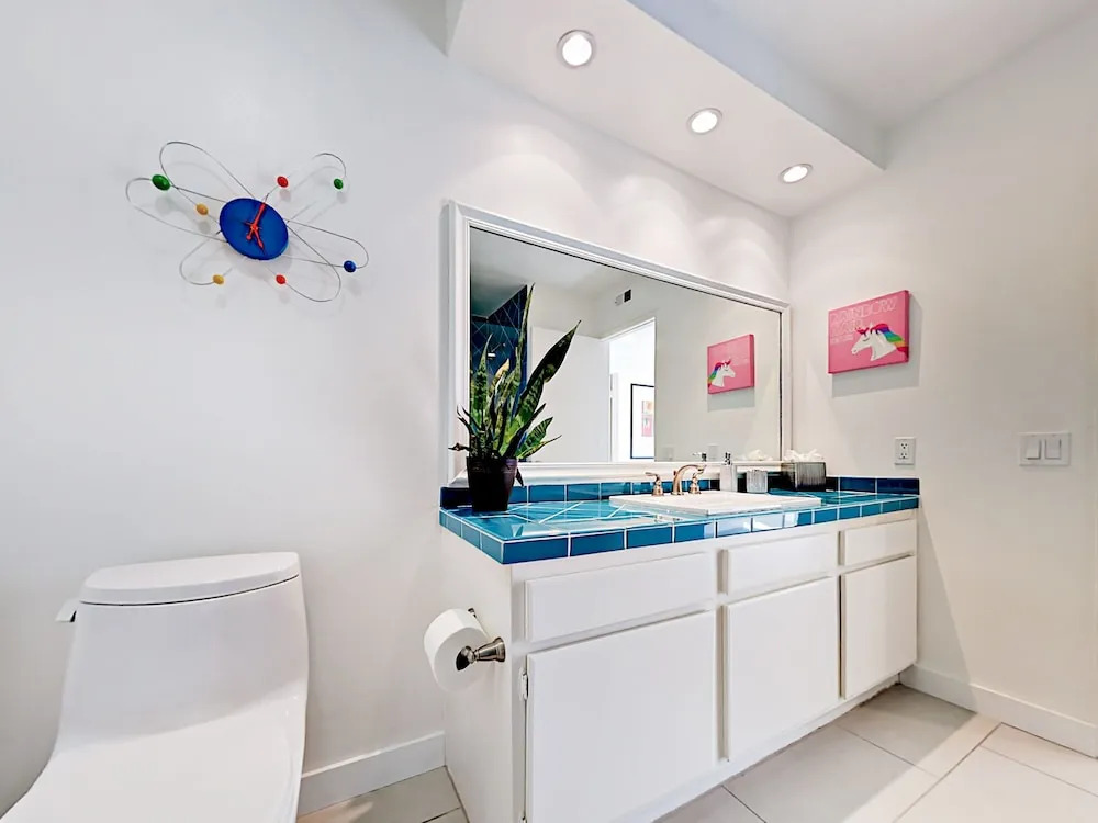 N De Anza - 2 Br Townhouse