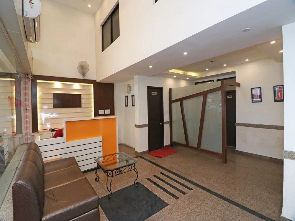 OYO 27921 Hotel Shalimar