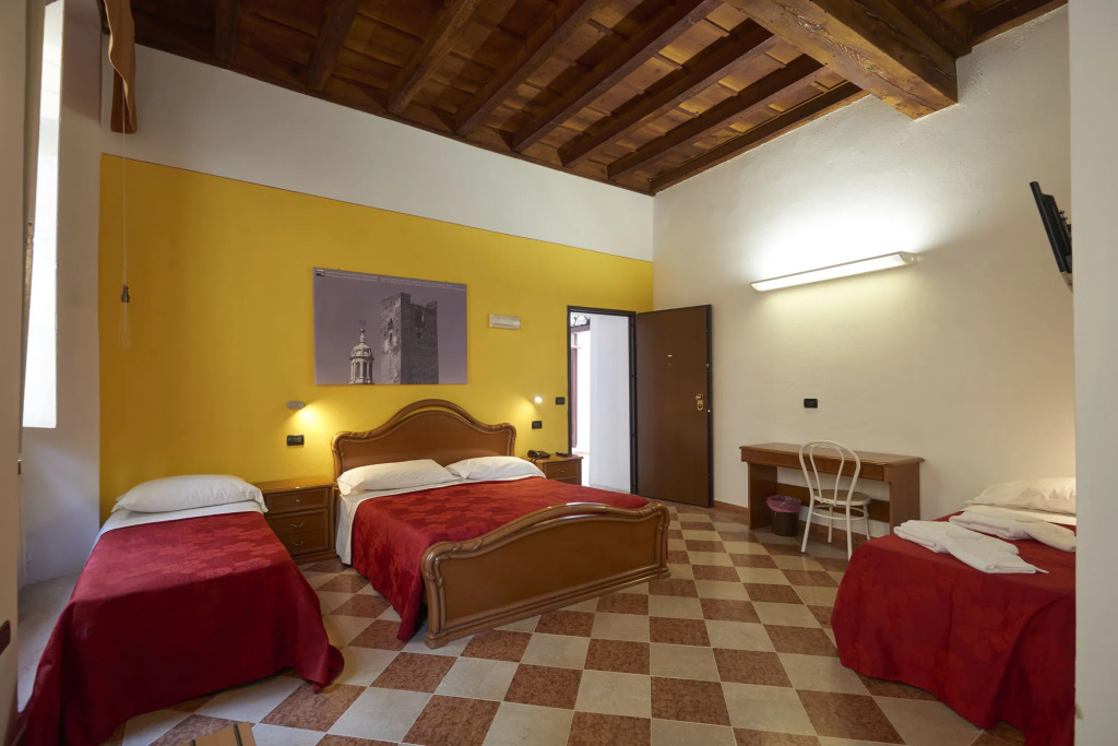 Ca Tazzoli, MantegnaHotels