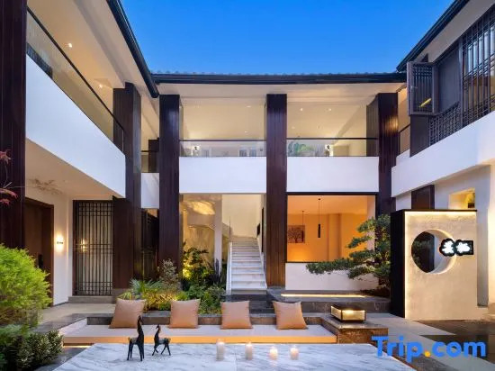 Yunxi Designsr resort countyard