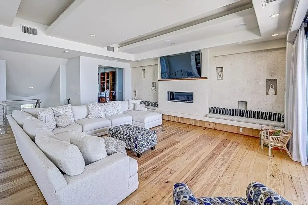 Ocean Paradise 4 Bedroom Home