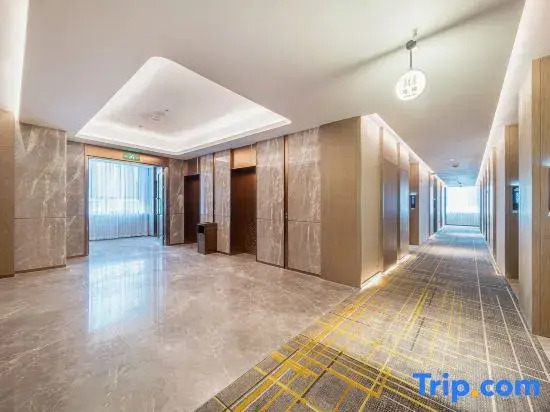 Licheng Huasheng International Hotel (Qemushi County Government Branch)