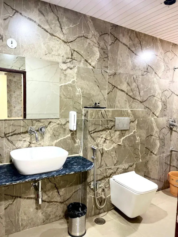 B&B Estrella Hotel And Resort