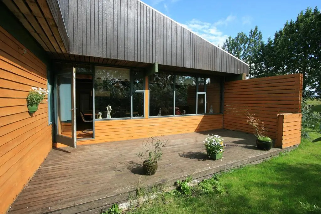 Árnanes Guesthouse