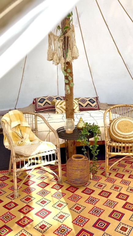 Glamping in Stunning Bell Tent in Bohemia