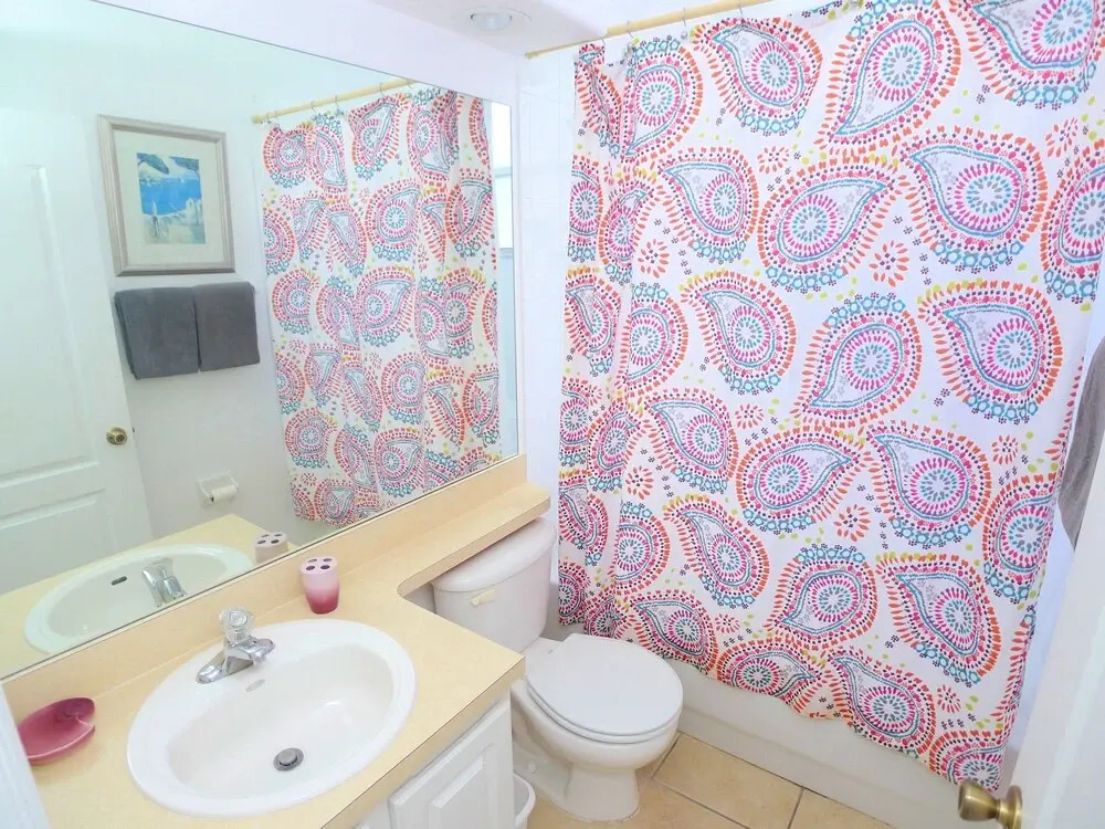 5 BED Pool Home ON Gated Community