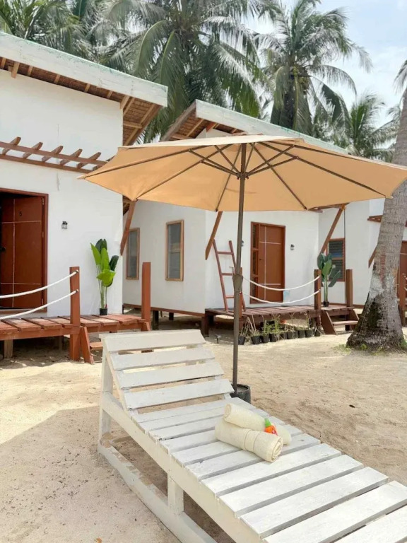 Tatak Balabac Beach Camp