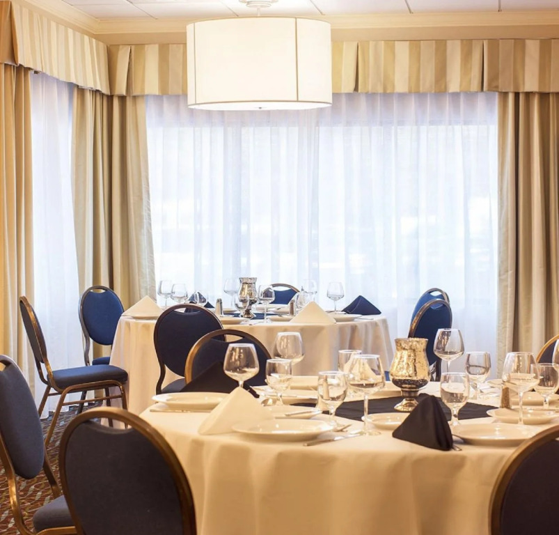 Holiday Inn Hartford Downtown Area