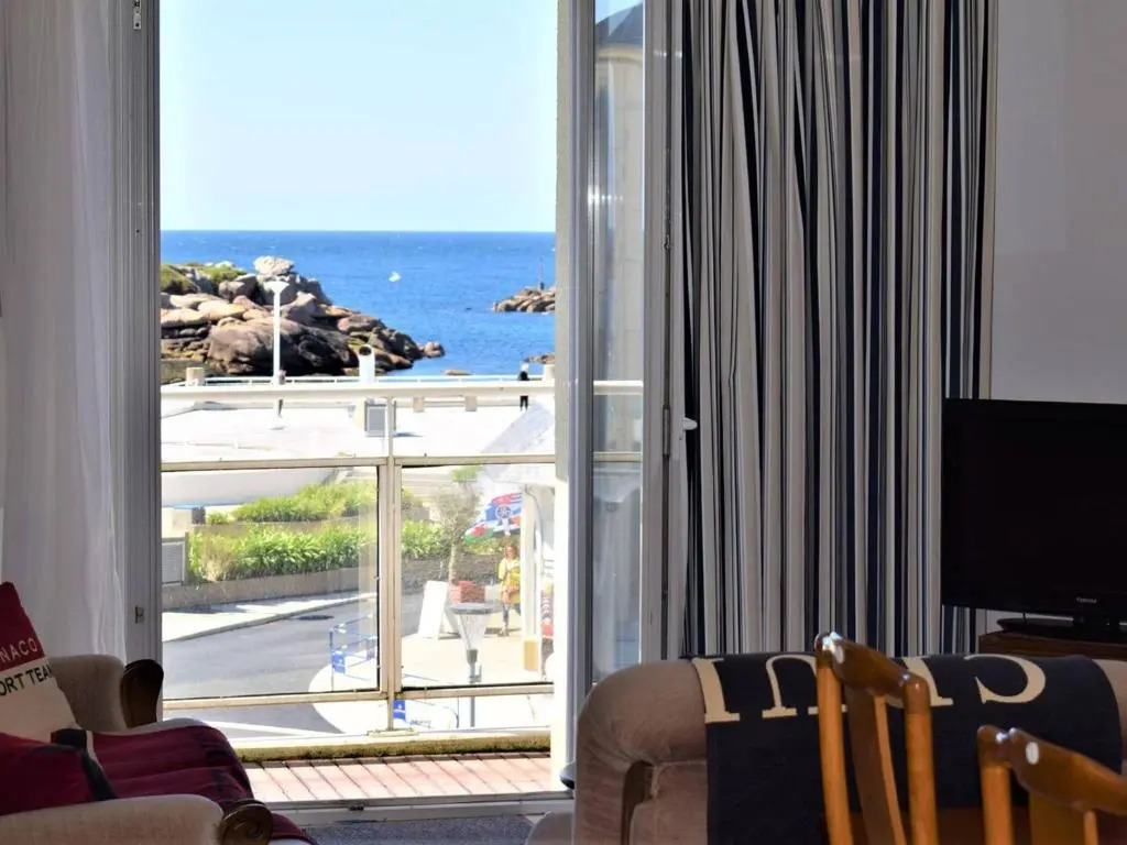 Appartement Trégastel, 2 pièces, 4 personnes - FR-1-368-18