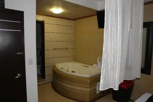 Auto Hotel Mediterraneo