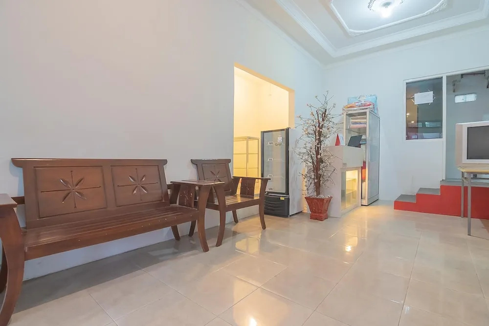 RedDoorz at Rajawali KM 5 Palangkaraya