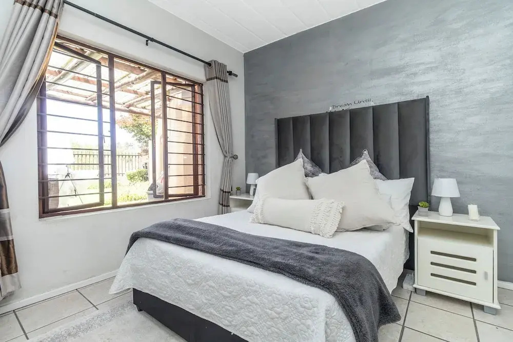 Exquisite 2 Bedroom Garden Townhouse in the Heart of Fourways