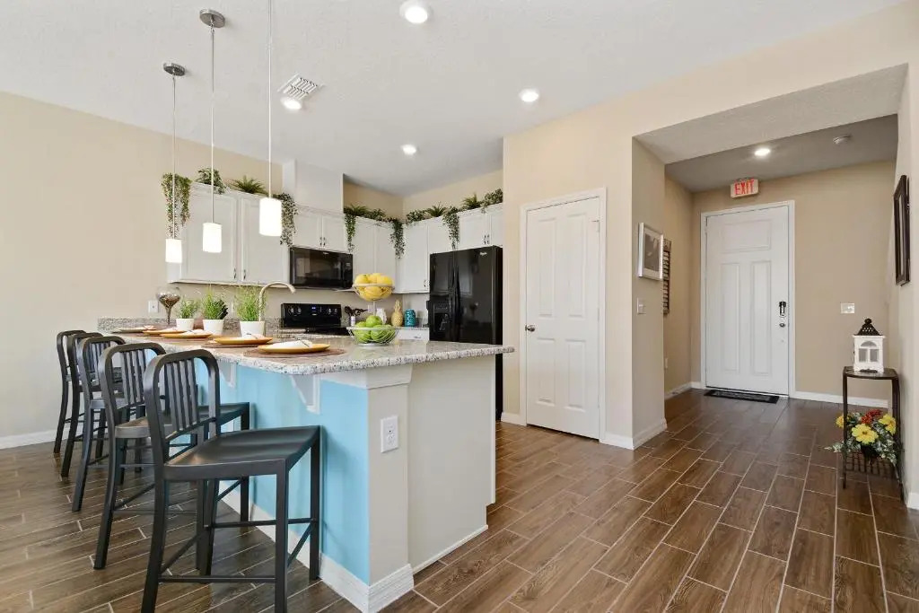 Family Friendly 4 Bedroom Close to Disney 5148