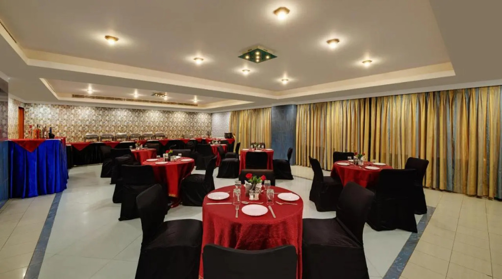 Ginger Agra, Fatehabad Road