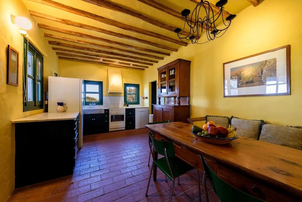 Traditional Villa 5 Mins on Foot From the Beach
