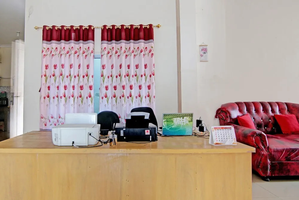 Hotel O Kalista Guest House Syariah