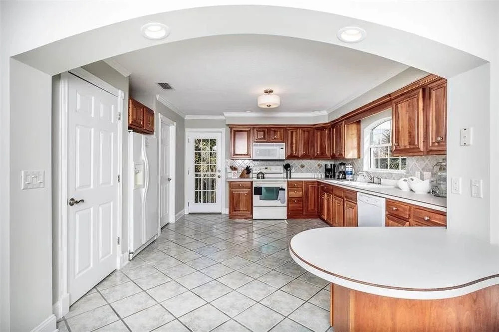 Golden Sands - Five Bedroom Home