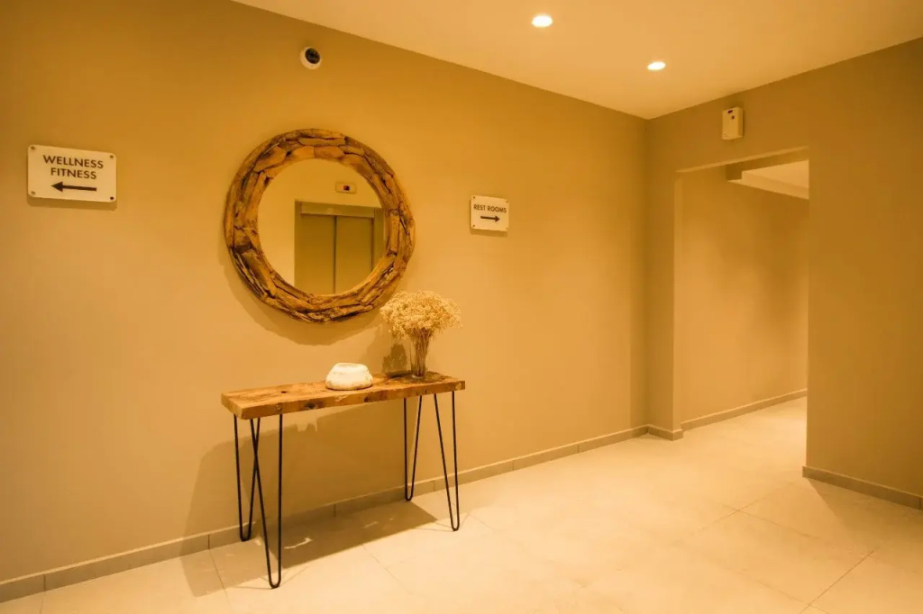 Parasol Luxury Hotel & Suites Adults Only