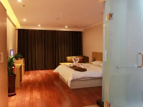 Zhangye Xilaishun Holiday Hotel (Railway Station No.1 Middle School)