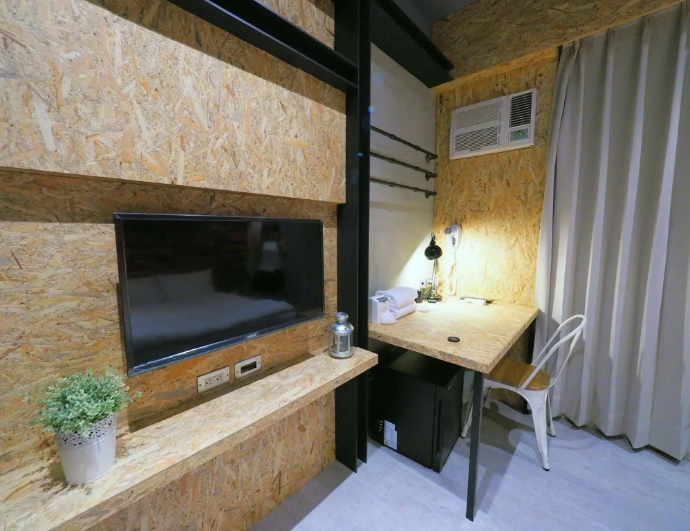 Taichung LOFT Hostel FengJia