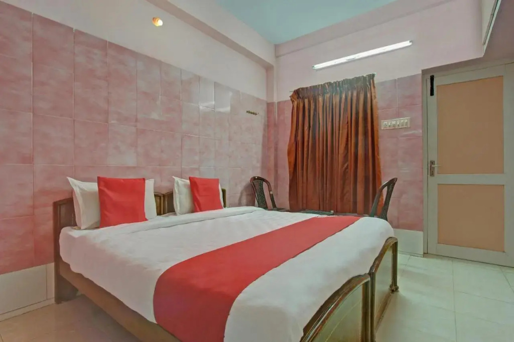 OYO 23672 Annai Residency