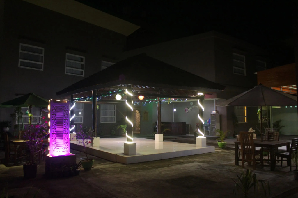 Grand Madani Hotel
