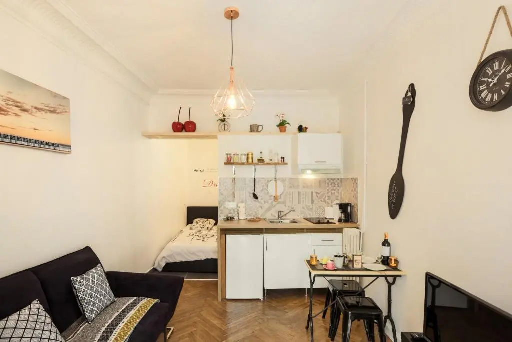 Amazing 1 Bedroom Loft in Nice City Centre Seafront