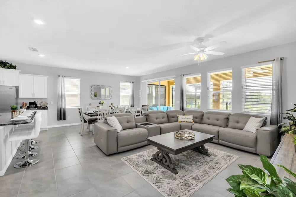 7631oml-solterra Resort 6 Bedroom Home by RedAwning
